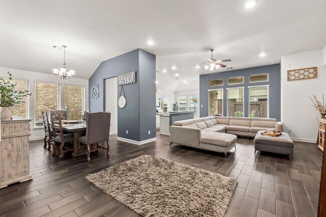 Building Photo - 10139 N Whimbrel Cir