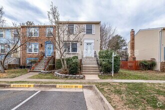 Building Photo - 5328 Larochelle Ct
