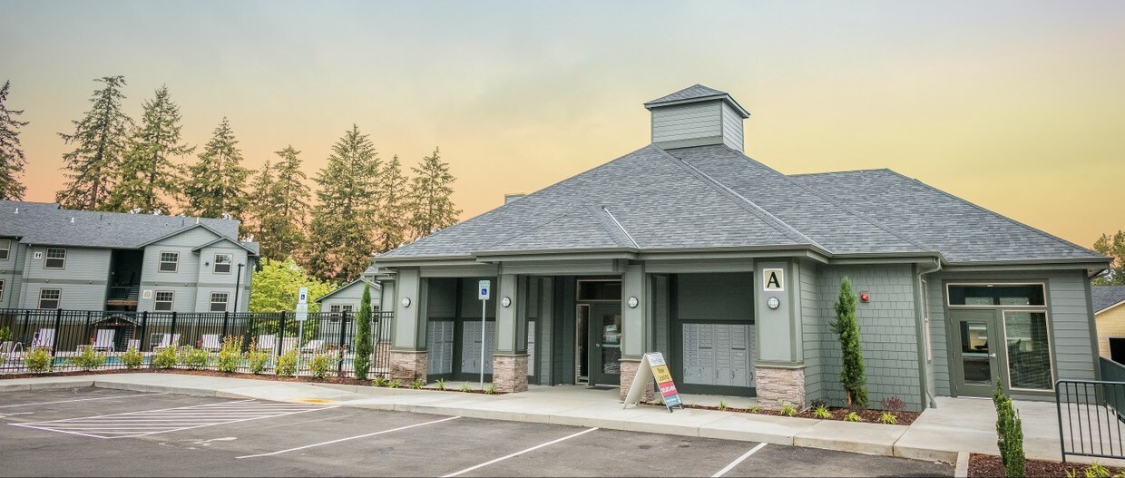 River Ridge Apartments Apartments 17865 SW Pacific Hwy Tualatin, OR