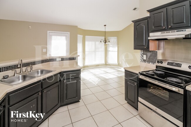 Building Photo - 2554 Plum Creek Dr