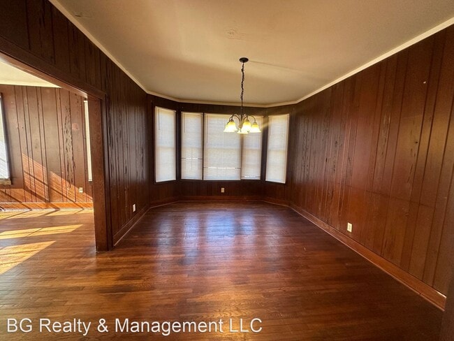 Foto del edificio - 3 br, 1 bath House - 643 11th St