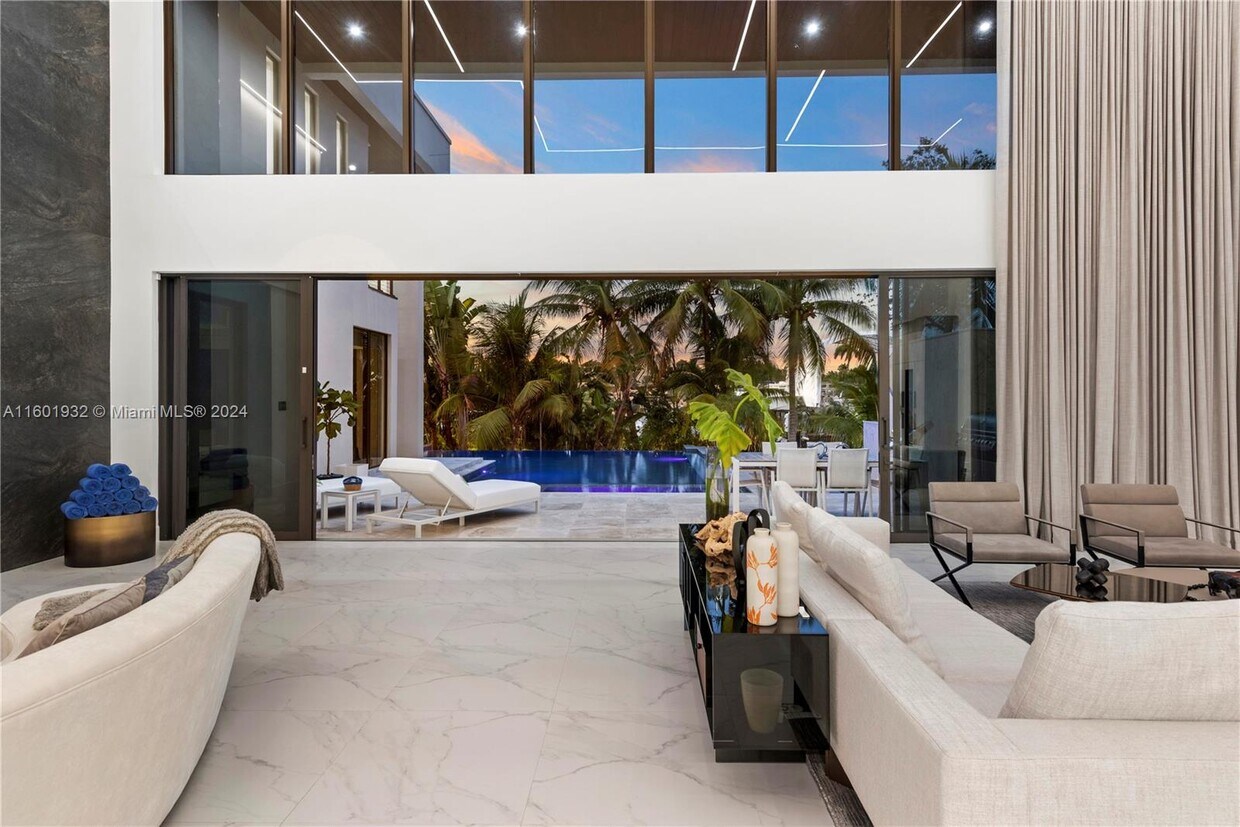 Foto principal - 775 NE 77th Terrace