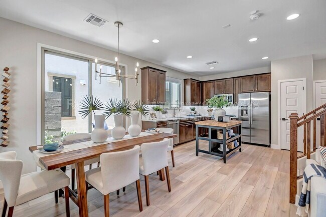 Foto del edificio - 43256 N Hinoki St