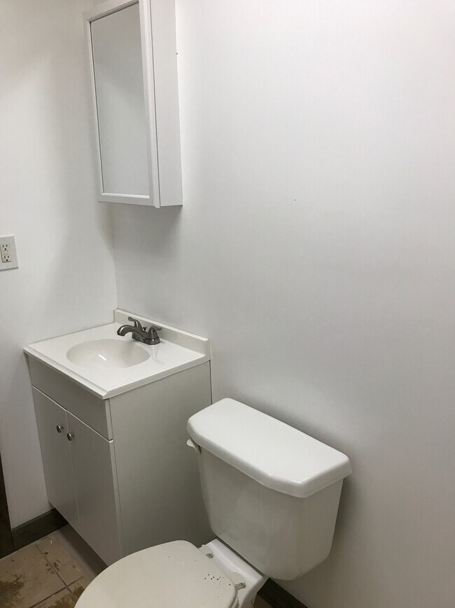 Foto del edificio - 521 4th Ave NW