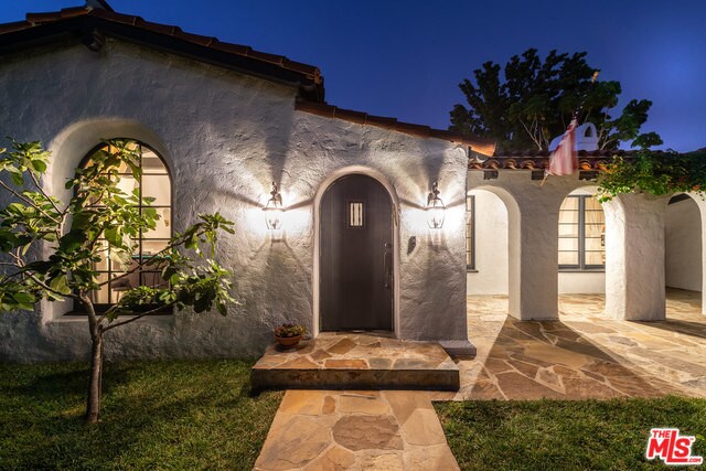 Building Photo - 6339 Colgate Ave