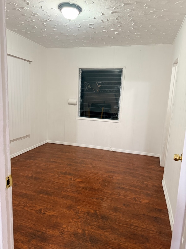 Foto del edificio - 1771 E 83rd St