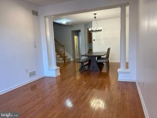 Foto del edificio - 74 Hoover Ave