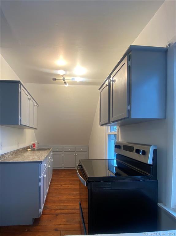 Foto principal - 220 Mountain Grove St