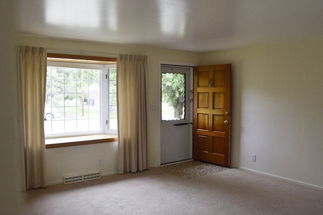 Building Photo - 3540 W Pimlico Ave