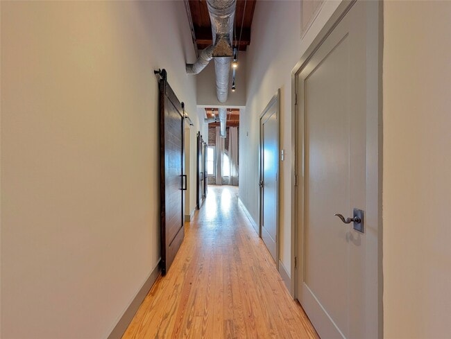 Building Photo - 2400 Mechanic St