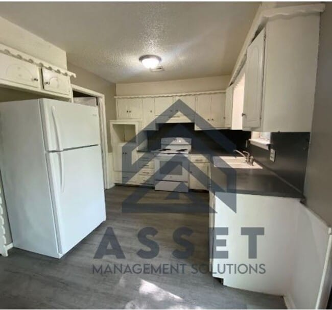 Building Photo - RENT TO OWN – Midwest City, OK