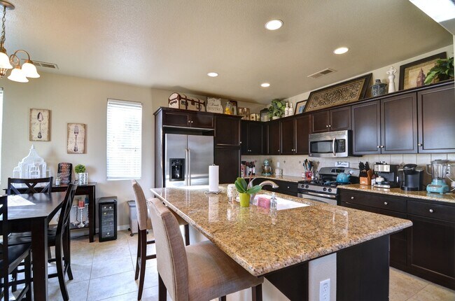 Foto del edificio - Harlan Ranch Home for Lease -