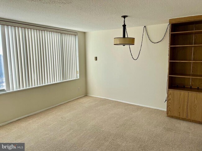 Building Photo - 11801 Rockville Pike