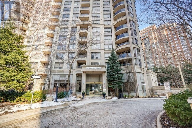 Building Photo - 310 Burnhamthorpe Rd W