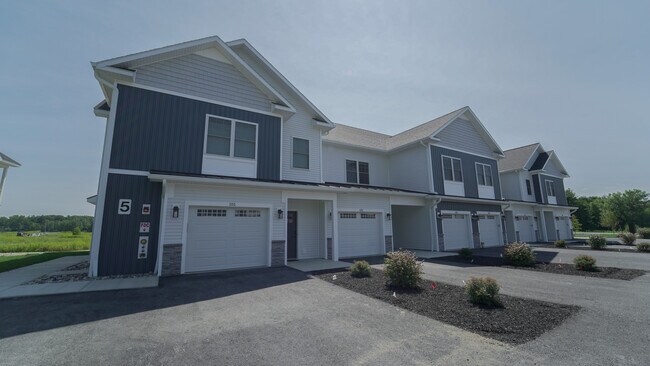 Foto del edificio - The Residence at Wemple Road
