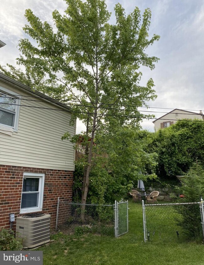 Foto del edificio - 603 Alburger Ave