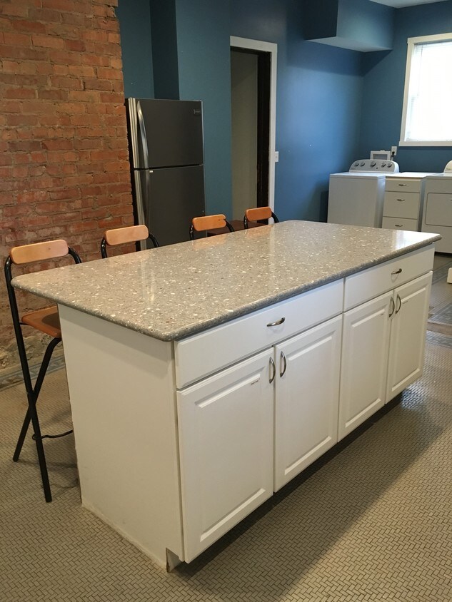 Kitchen - 1130 S 6th St