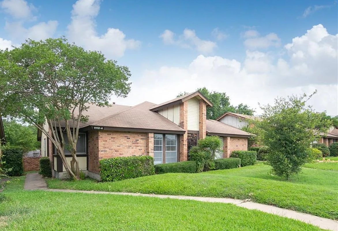 Primary Photo - 11112A Parkfield Dr