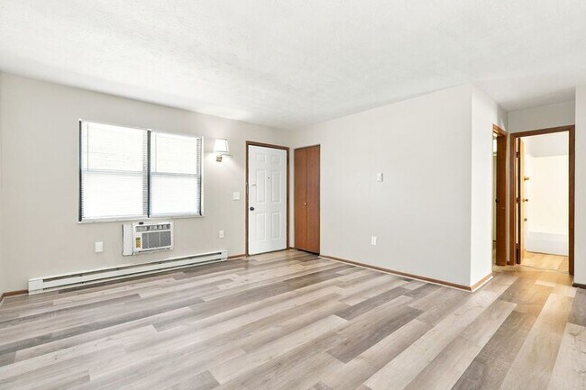 Foto del edificio - 205 N Madison Rd