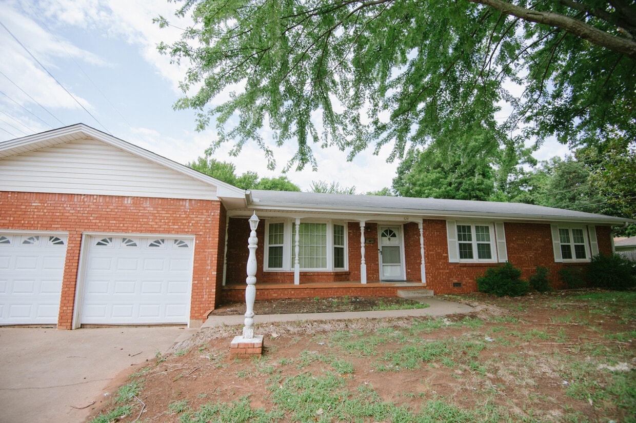 Photo - 524 S Ridge Dr (Stillwater, OK)