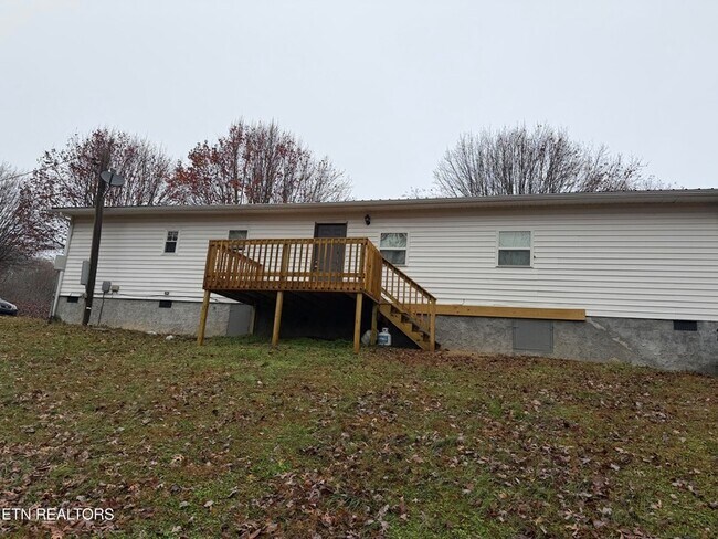 Foto del edificio - 152 Country Way Dr