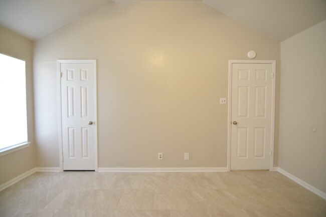 Foto del edificio - 3610 Julia Ln