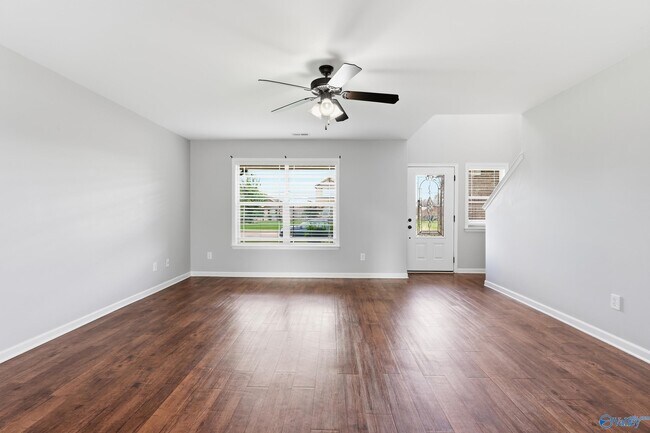 Foto del edificio - 174 Walkers Hill Rd