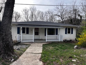 Building Photo - 157 N Redtown Rd