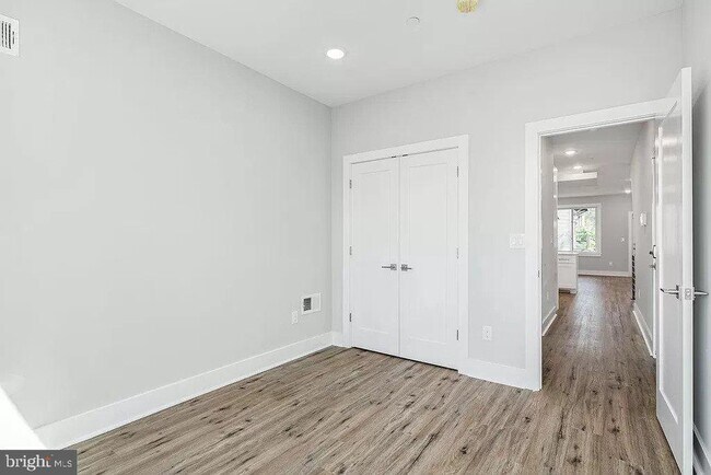 Foto del edificio - 2331 Jasper St