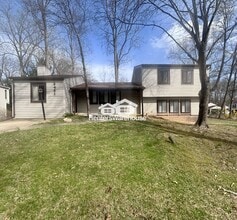 Building Photo - 9461 Farewell Rd