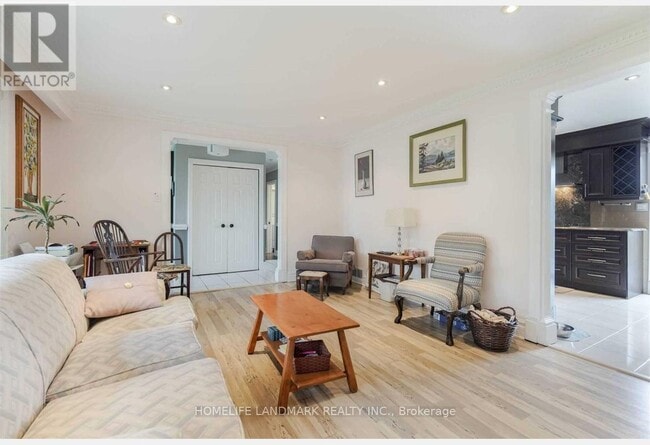 Building Photo - 259 Harold Ave