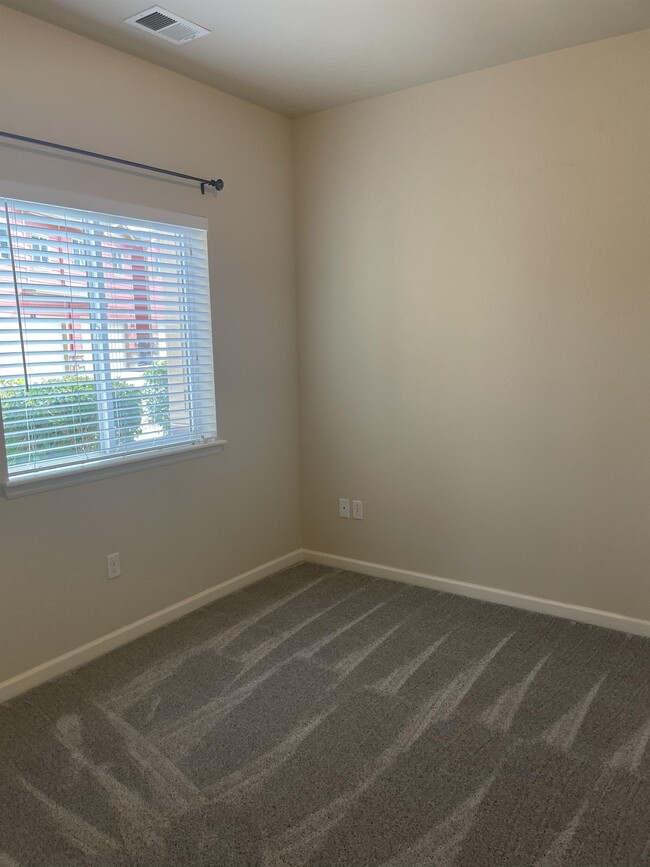 Building Photo - 1749 Aspen Meadows Cir
