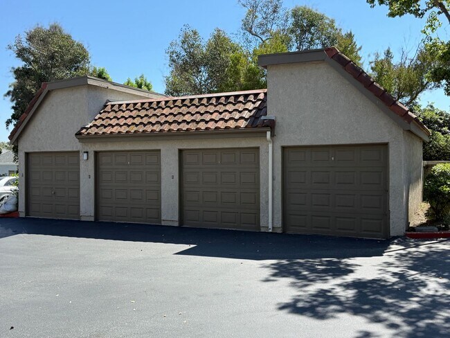 Building Photo - Great 2 Bedroom 2 bath - Villamira  Community, Laguna Niguel-In Unit Laundry Included