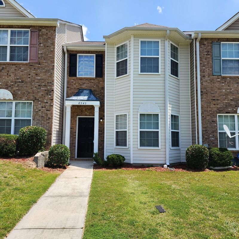 Foto principal - 8545 Oakley Cir