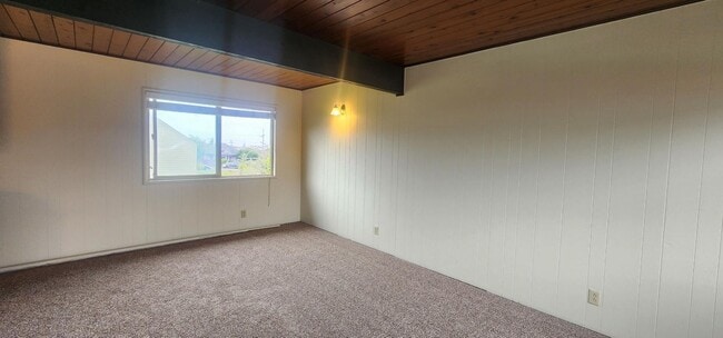 Building Photo - 1622 A St
