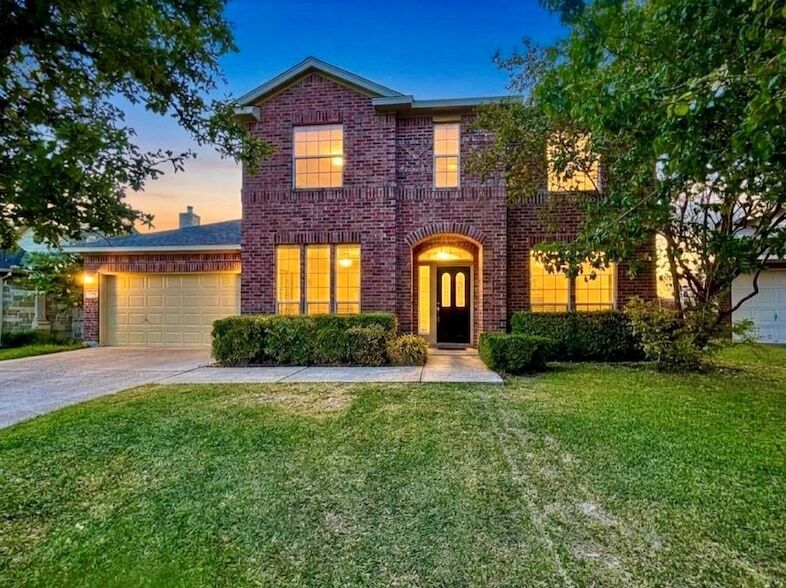 Photo - 906 Mesquite Hollow Place Unit
