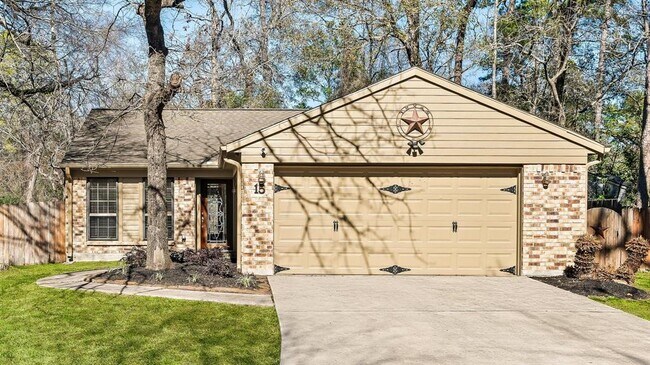 Building Photo - 15 Redberry Ct