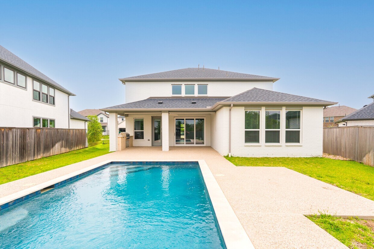 Primary Photo - 146 Renodes Garden Ln