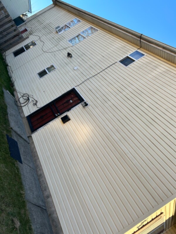 Foto del edificio - 688 S 16th St
