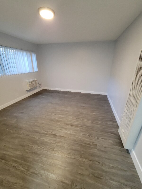 Foto del edificio - 6536 La Mirada Ave