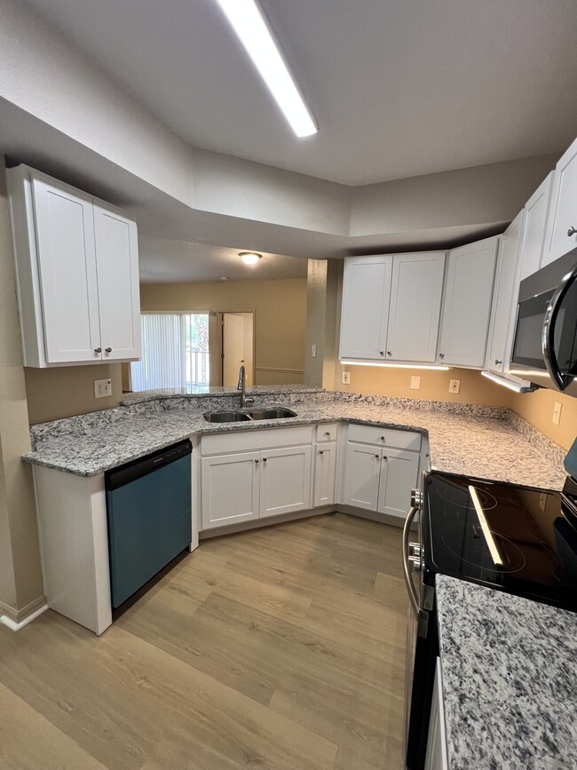 Kitchen-O - 5512 Metrowest Blvd