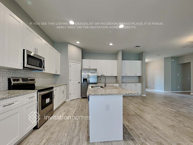 Building Photo - 225 Majestic Sundown Ct