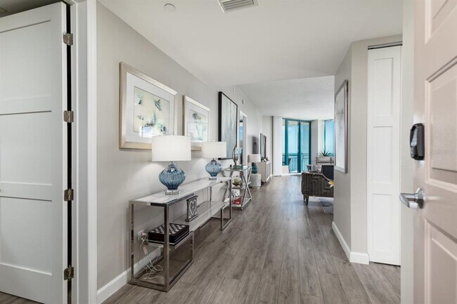 Foto del edificio - 1560 Gulf Blvd