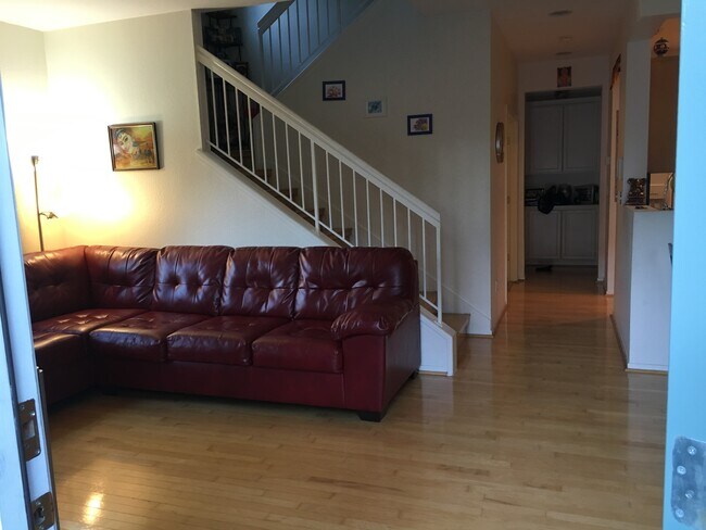 Family Room - 3877 Jasmine Cir