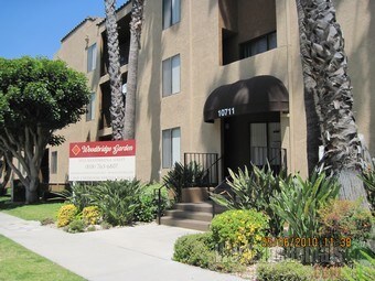 Foto principal - 10711 Woodbridge St