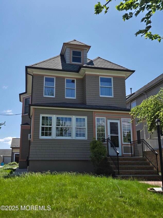 Primary Photo - 510 Belgrove Dr