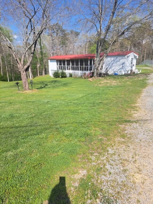 Building Photo - 198 Hill Crest Rd