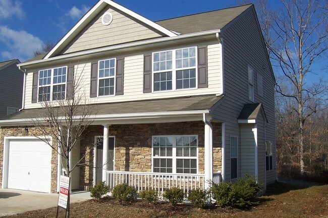 Building Photo - 3 br, 2.5 bath House - 1212 Sweetgrass St