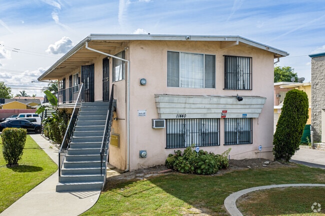 Building Photo - 11440 Old River School Rd