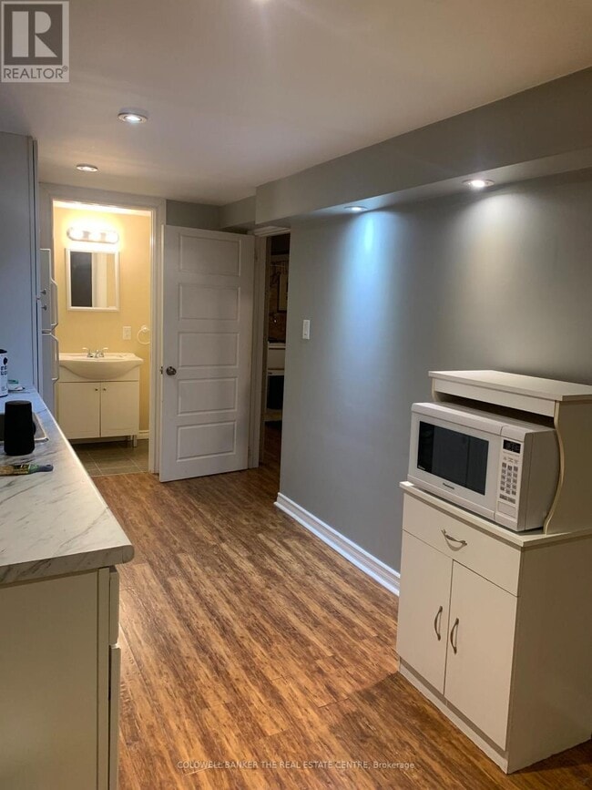 Building Photo - 12 D'Ambrosio Dr